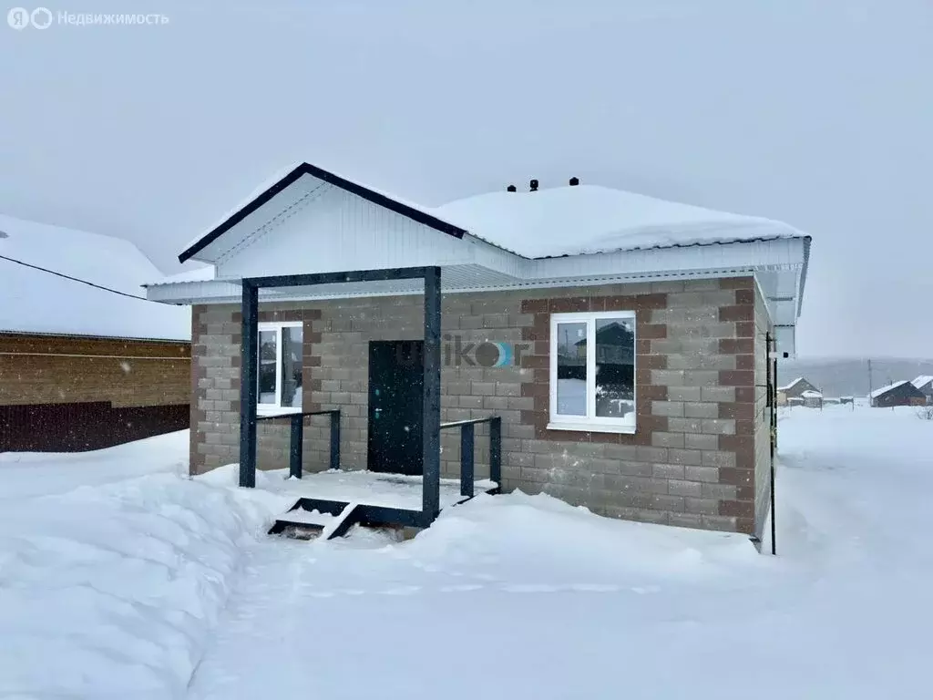 Дом в село Иглино, улица Безценных (100 м) - Фото 2