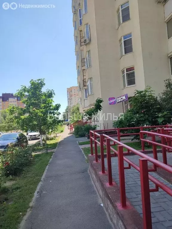 2-комнатная квартира: Волгоград, улица Маршала Воронова, 14 (67.4 м) - Фото 0