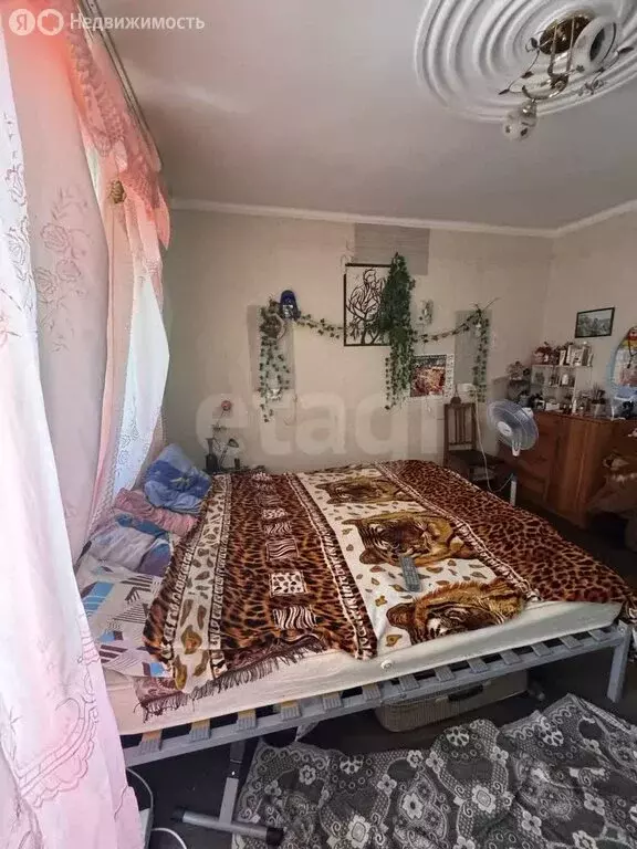 3-комнатная квартира: Евпатория, Дальняя улица, 8 (63 м) - Фото 0