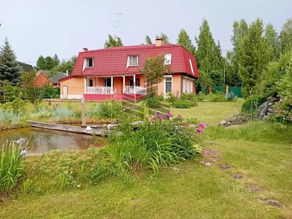 Дом в Москва пос. Красные горки, ул. Вишневый Сад, 11/1 (304 м) - Фото 0