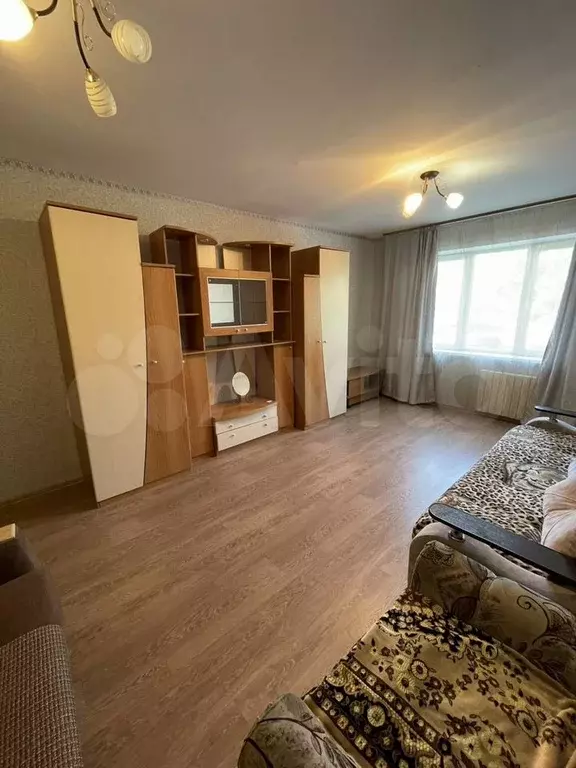 1-к. квартира, 49 м, 1/10 эт. - Фото 0