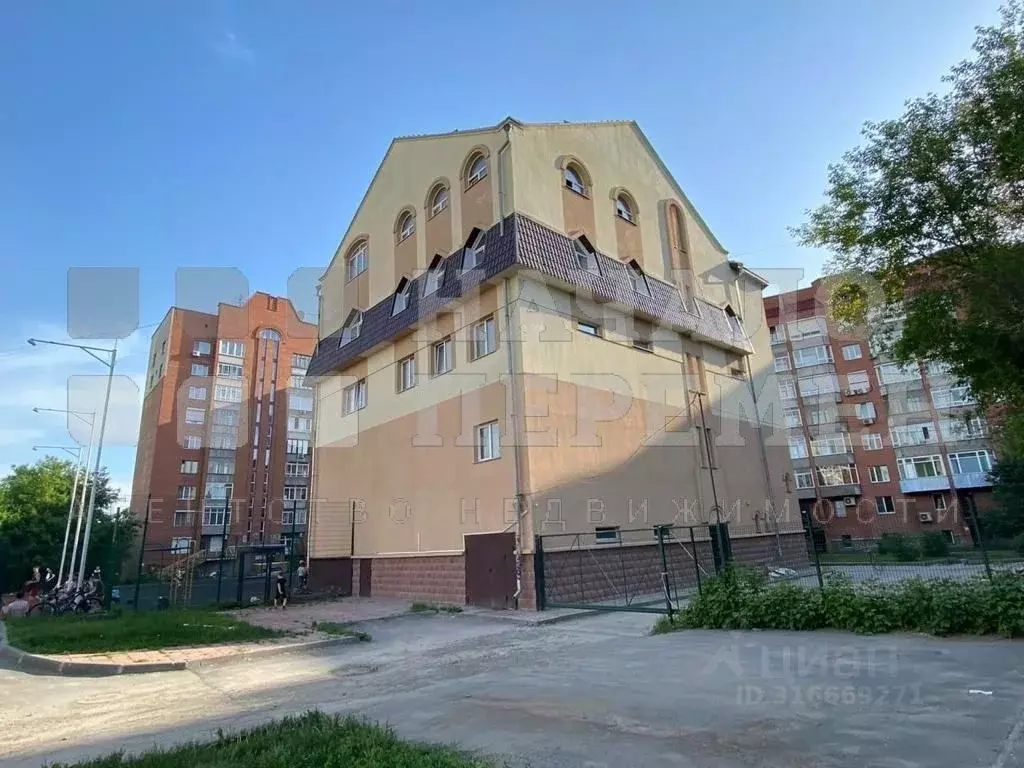 Помещение свободного назначения в Новосибирская область, Новосибирск ... - Фото 0