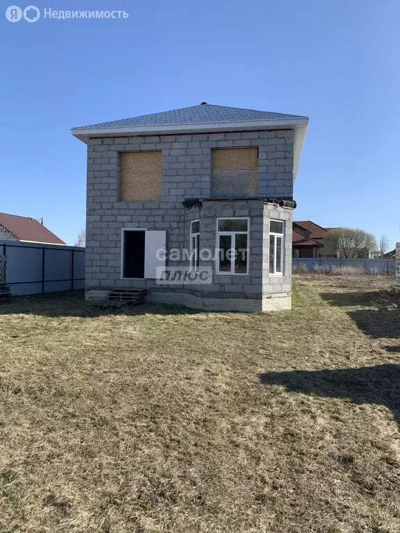 Дом в Свердловская область, Каменск-Уральский (160 м) - Фото 1