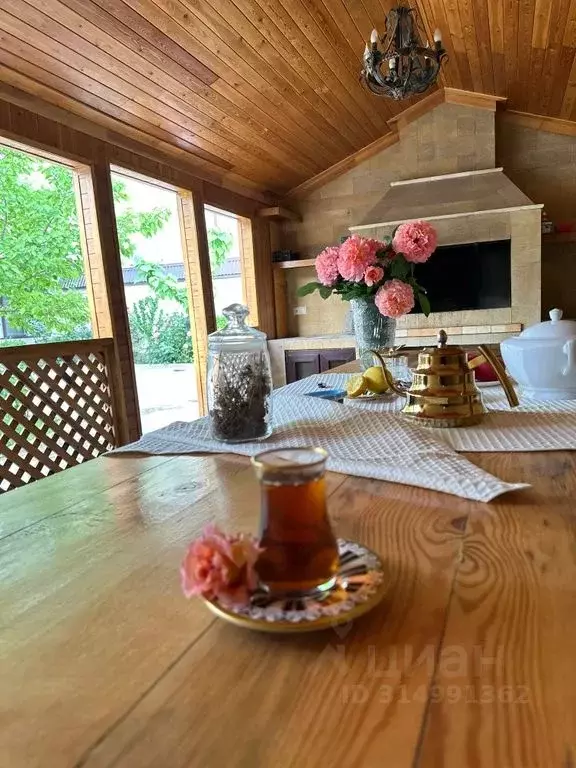 Дом в Дагестан, Каспийск просп. Акулиничева, 22Е (250 м) - Фото 1