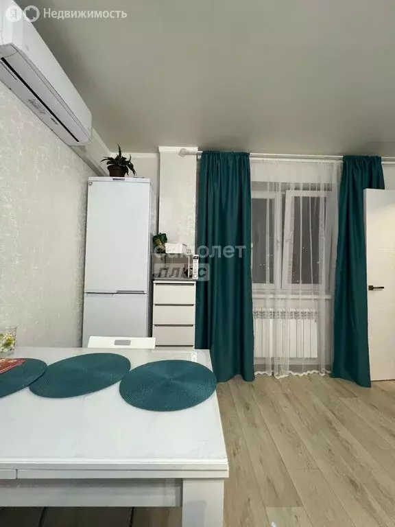 1-комнатная квартира: Липецк, улица И.В. Свиридова, 10 (37.1 м) - Фото 1