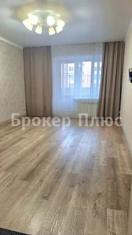 2-к кв. Хакасия, Абакан ул. Генерала Тихонова, 6 (58.8 м) - Фото 2