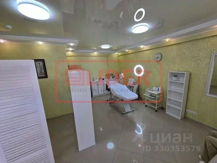 Торговая площадь в Севастополь просп. Октябрьской Революции, 48к1 (40 ... - Фото 1