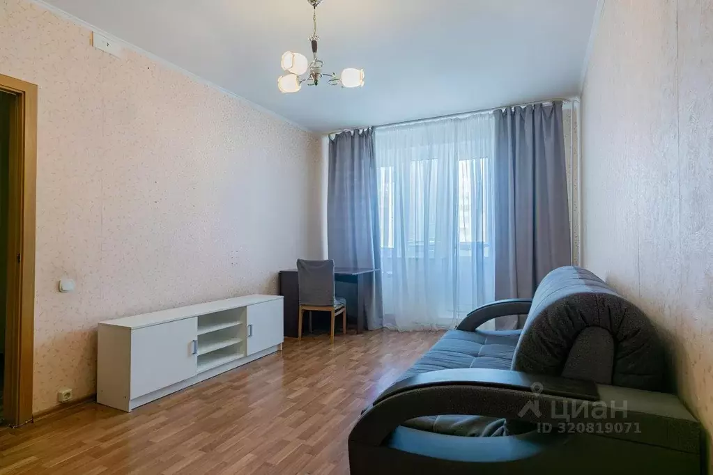 1-к кв. Курская область, Курск просп. Победы, 24 (37.6 м) - Фото 0