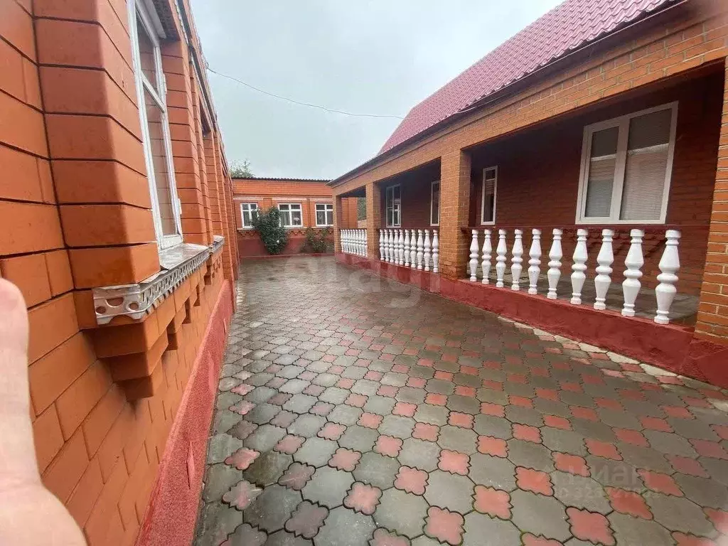 Дом в Ингушетия, Назрановский район, с. Али-Юрт ул. И. Базоркина (170 ... - Фото 1