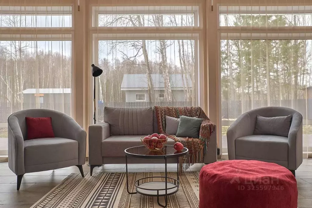 Коттедж в Калужская область, Боровский муниципальный округ, д. Петрово ... - Фото 1