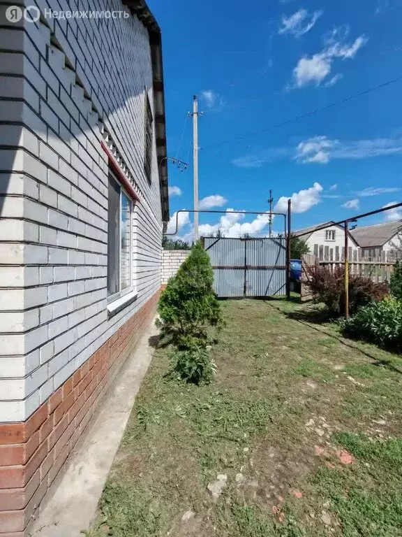 Дом в Борисоглебск, Октябрьская улица (70 м) - Фото 1