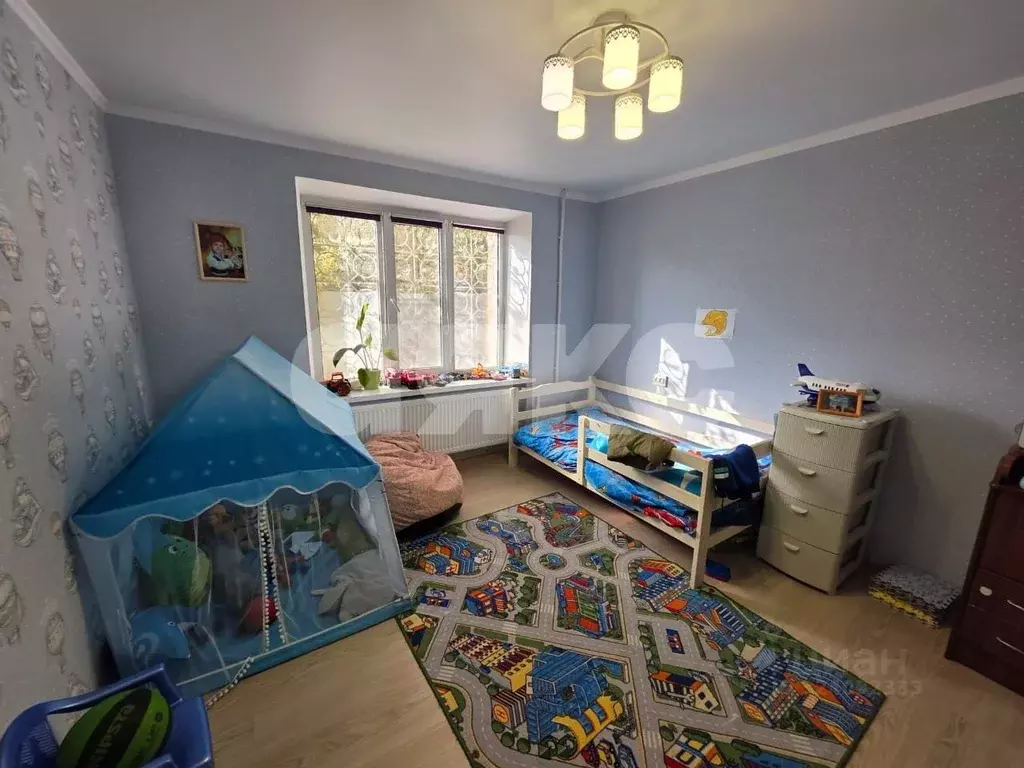 3-к кв. Краснодарский край, Армавир ул. Кропоткина (80.0 м) - Фото 1