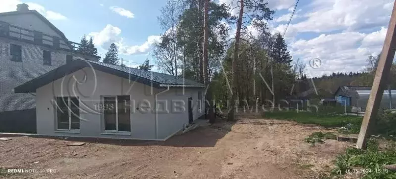 Дом в Ленинградская область, Выборг ул. Малиновская, 12 (75 м) - Фото 2