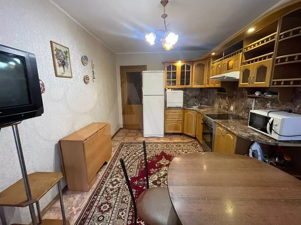 2-к. квартира, 56 м, 1/5 эт. - Фото 1
