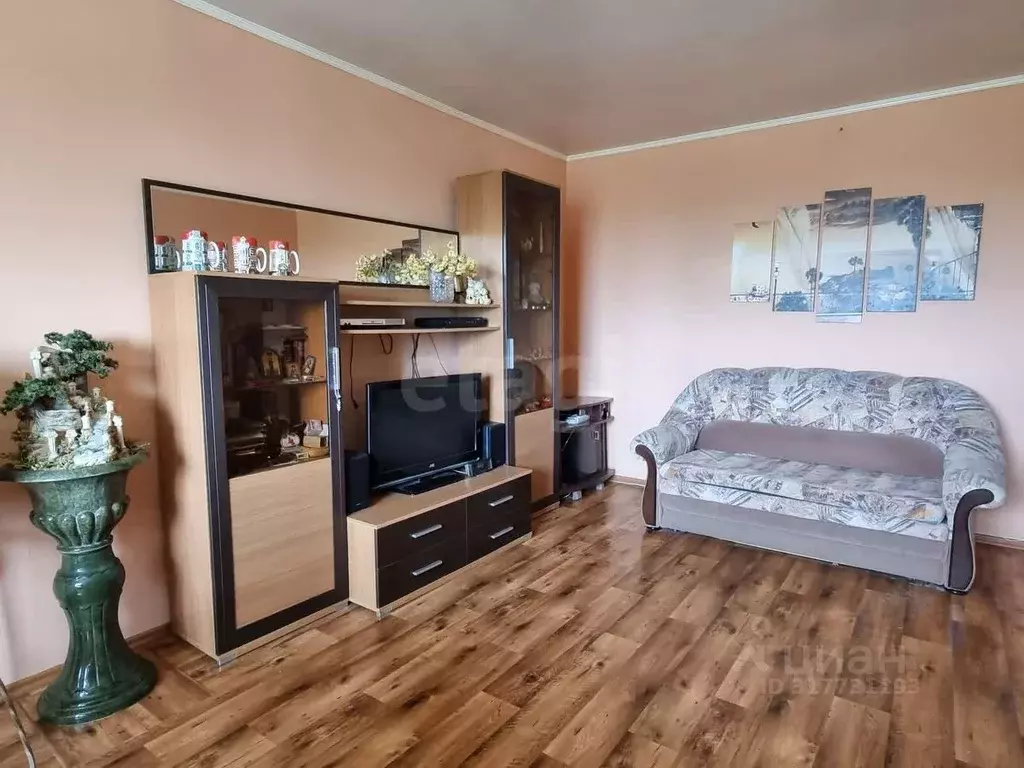 2-к кв. Саратовская область, Саратов Гвардейская ул., 35а (72.9 м) - Фото 0