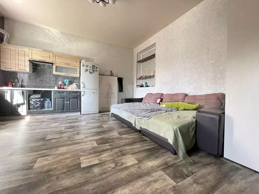 Квартира-студия, 30м, 2/2эт. - Фото 0