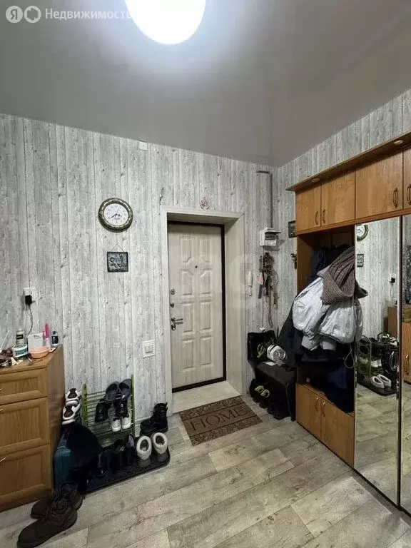 3-комнатная квартира: посёлок городского типа Калашниково, улица ... - Фото 1