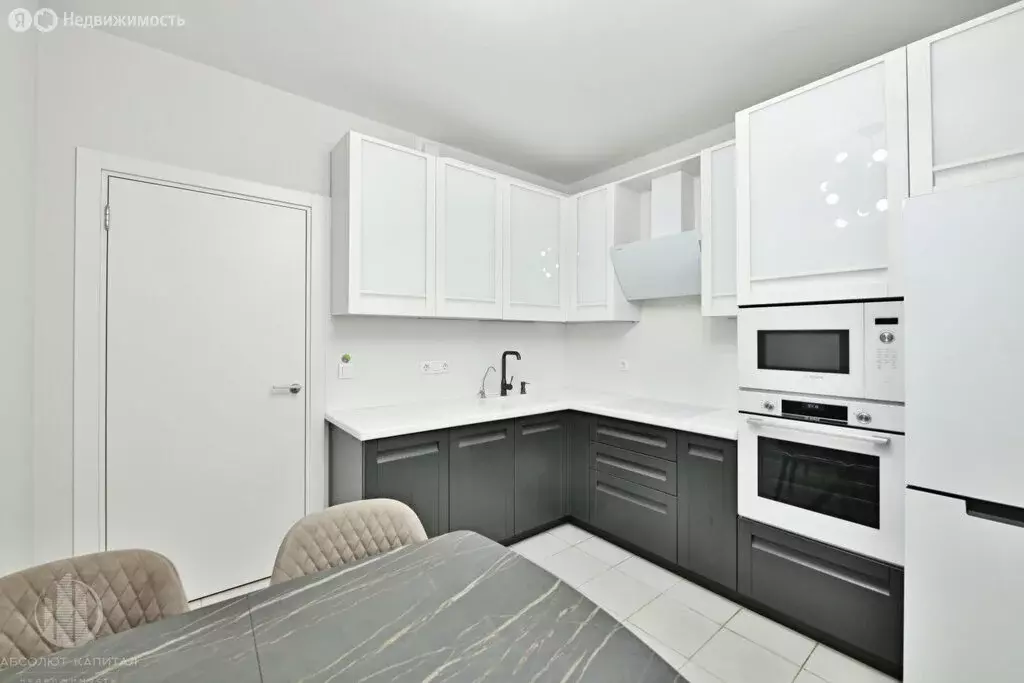 3-комнатная квартира: Бородино, Малая Бородинская улица, 1к2 (68.4 м) - Фото 0
