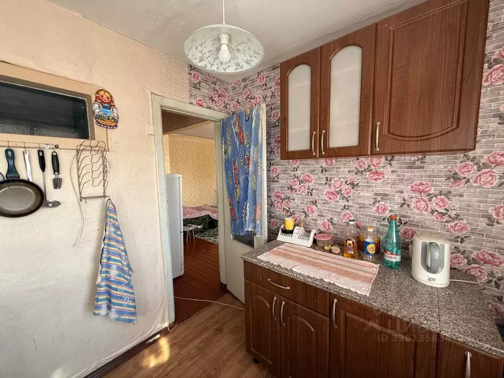 2-к кв. Новгородская область, Валдайский район, Яжелбицкое с/пос, с. ... - Фото 2