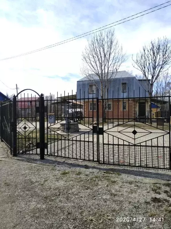 Дом в Хабаровский край, Хабаровск Кустанайская ул., 43В (90 м) - Фото 1