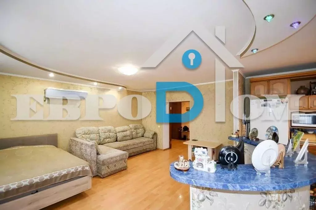 2-к кв. Омская область, Омск ул. 25 лет Октября, 11 (78.0 м) - Фото 0