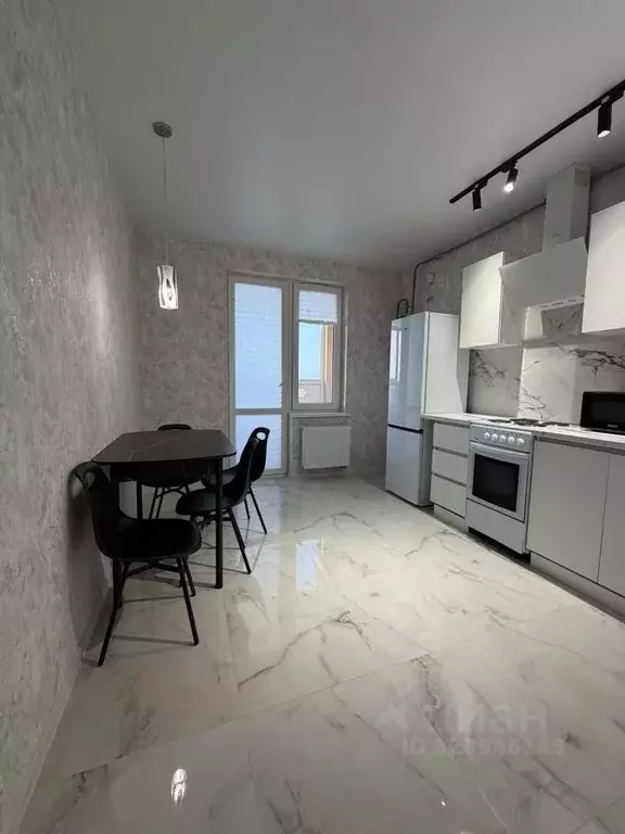 1-к кв. Крым, Симферопольский район, с. Мирное ул. Славы, 50к5 (46.0 ... - Фото 1