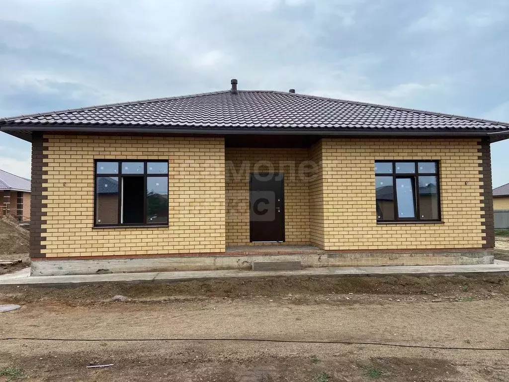 Дом в Оренбургская область, Оренбургский район, Красноуральский ... - Фото 1