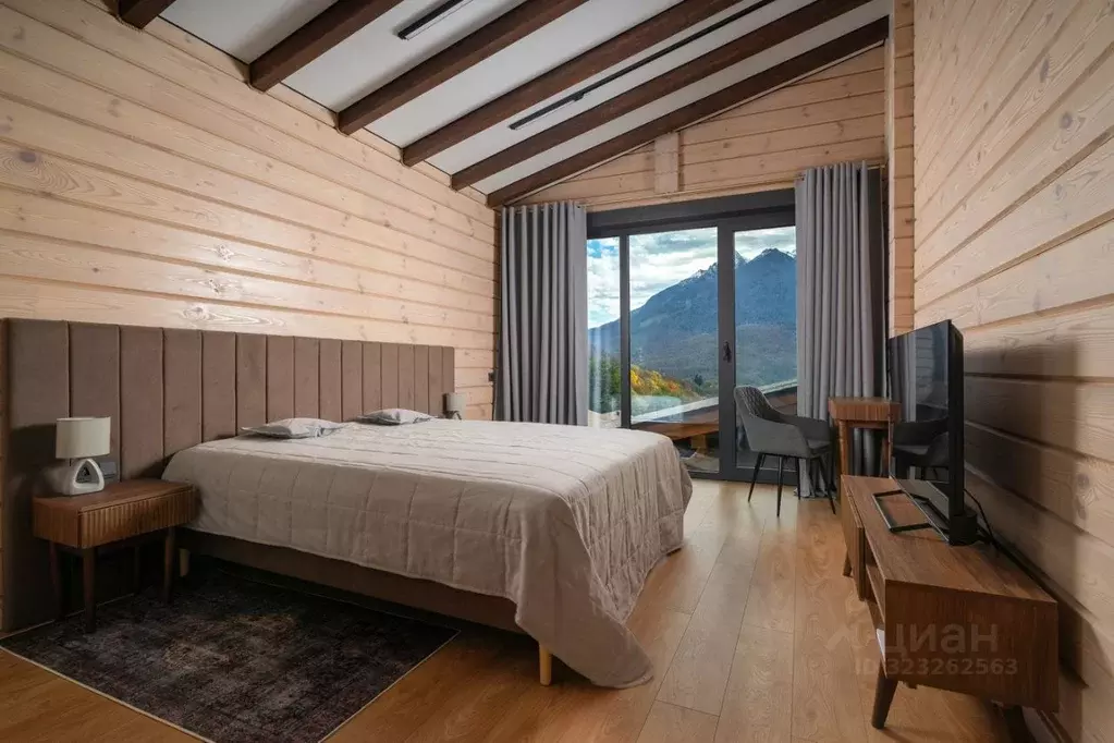 Дом в Краснодарский край, Сочи Красная Поляна пгт, ул. Ачишховская, ... - Фото 1