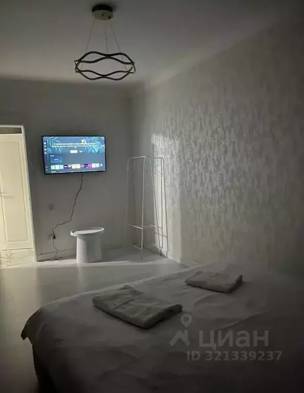 1-к кв. Северная Осетия, Владикавказ ул. Шамиля Джикаева, 8 (66.0 м) - Фото 2