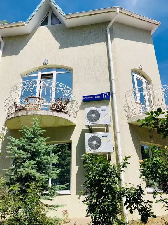Дом 700 м на участке 9,5 сот. - Фото 1