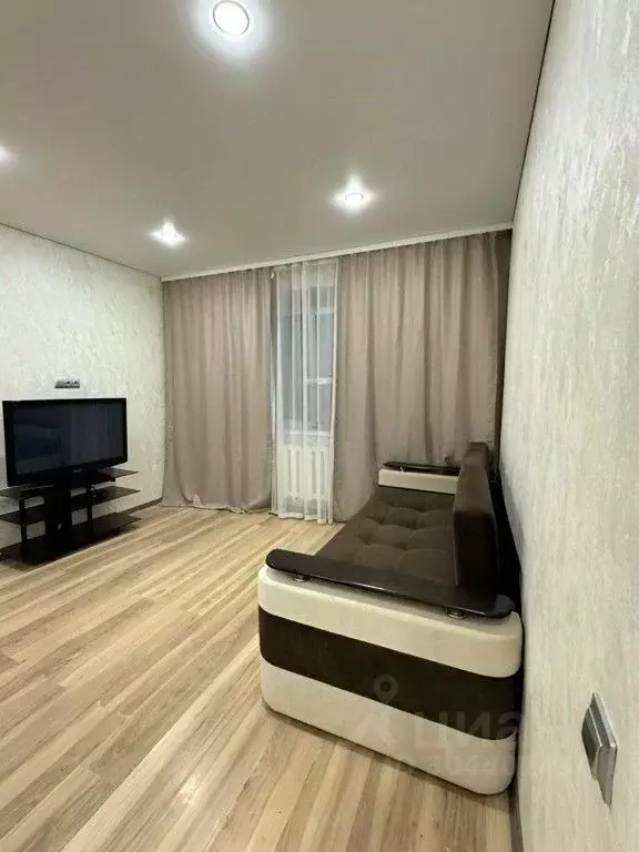 2-к кв. Татарстан, Казань ул. Мидхата Булатова, 5 (52.0 м) - Фото 1