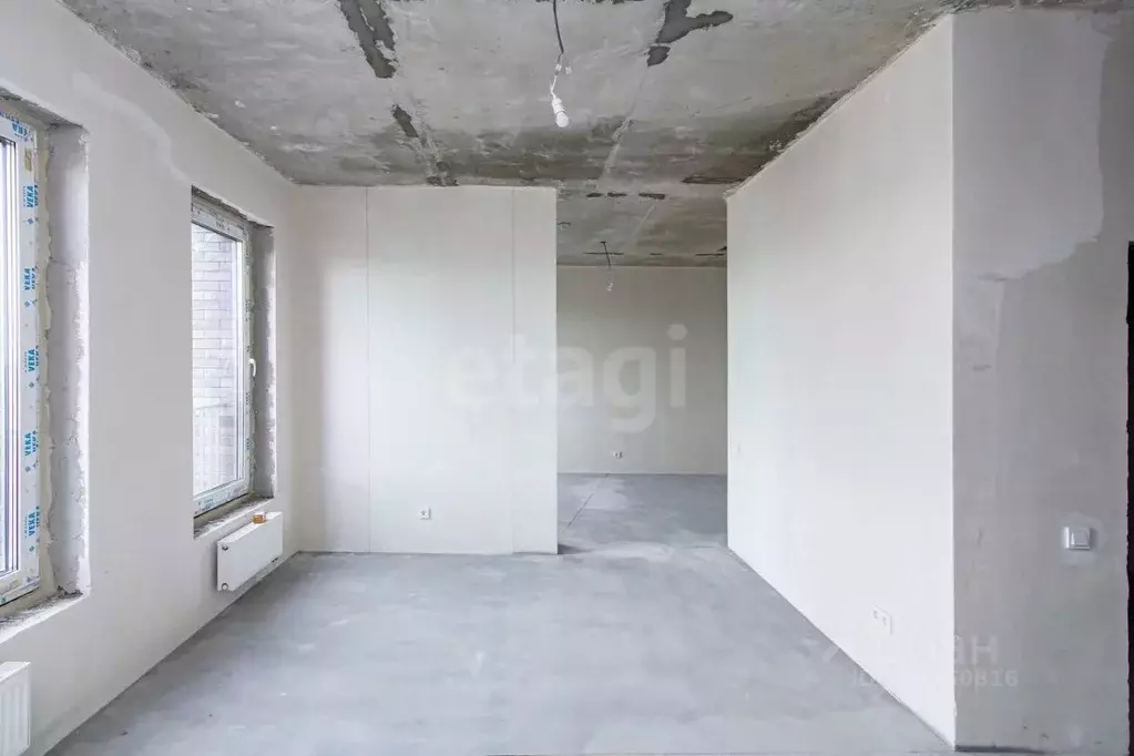 3-к кв. Тюменская область, Тюмень ул. Николая Машарова, 4 (105.0 м) - Фото 0