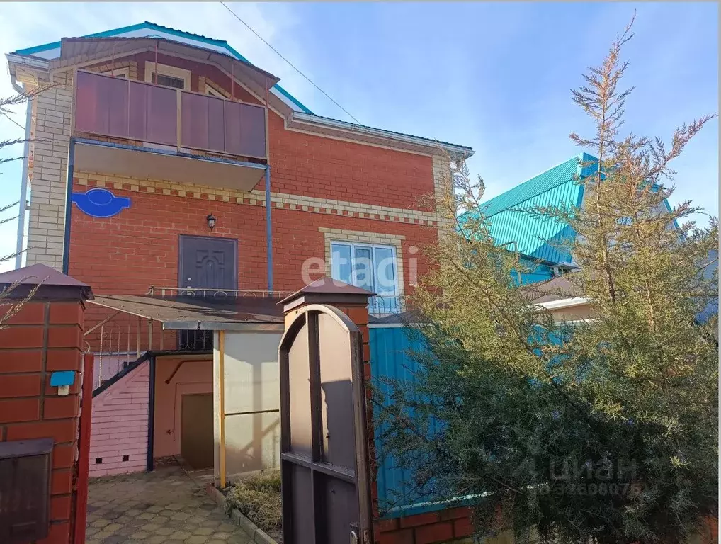 Дом в Краснодарский край, Темрюк ул. Гагарина (157 м) - Фото 1