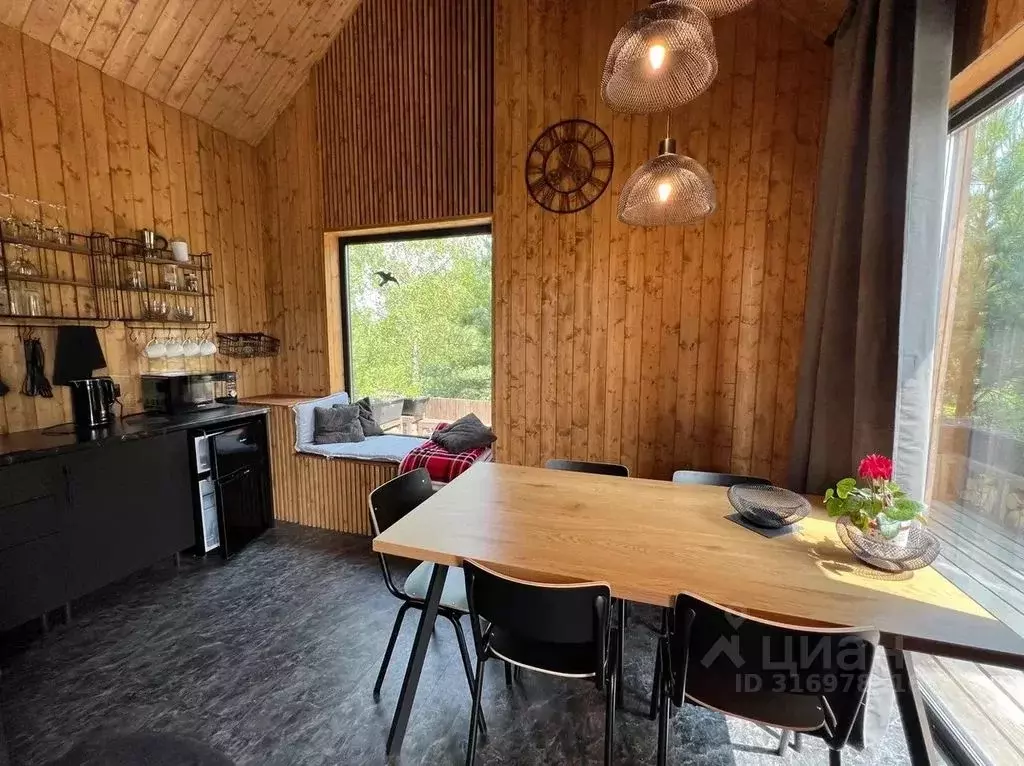 Дом в Тульская область, Ясногорский район, Иваньковское с/пос, с. ... - Фото 1