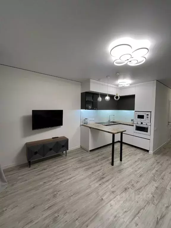 2-к кв. Астраханская область, Астрахань ул. Менжинского, 5 (65.0 м) - Фото 1