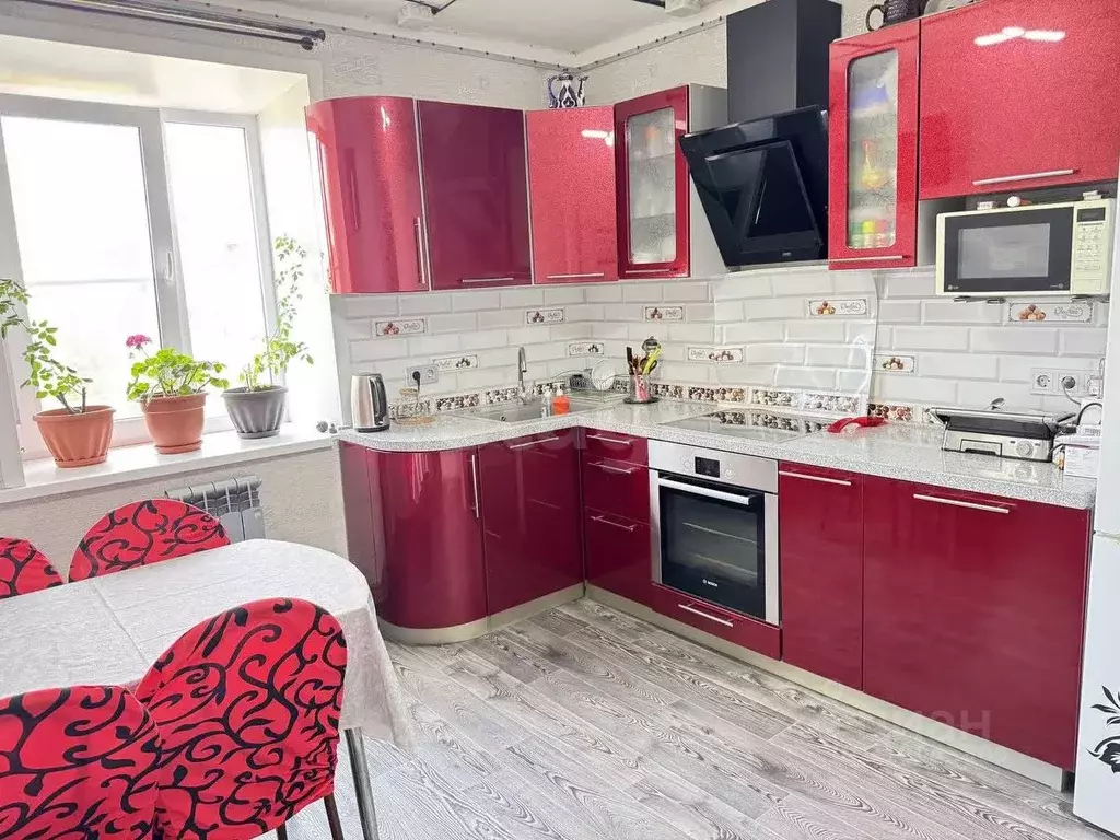 2-к кв. Кемеровская область, Кемерово ул. Патриотов, 38 (69.1 м) - Фото 2