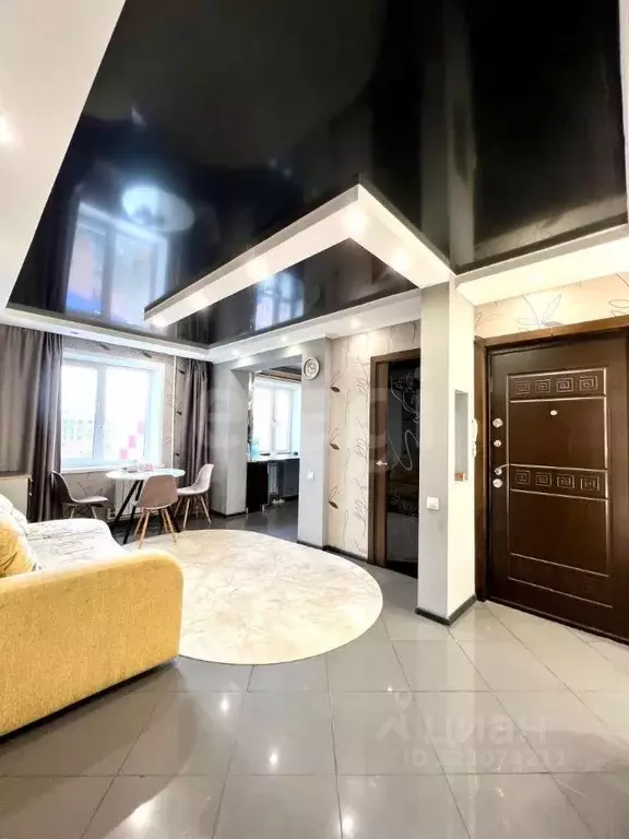 3-к кв. Курганская область, Курган Заозерный жилрайон, 5-й мкр, 3 ... - Фото 1