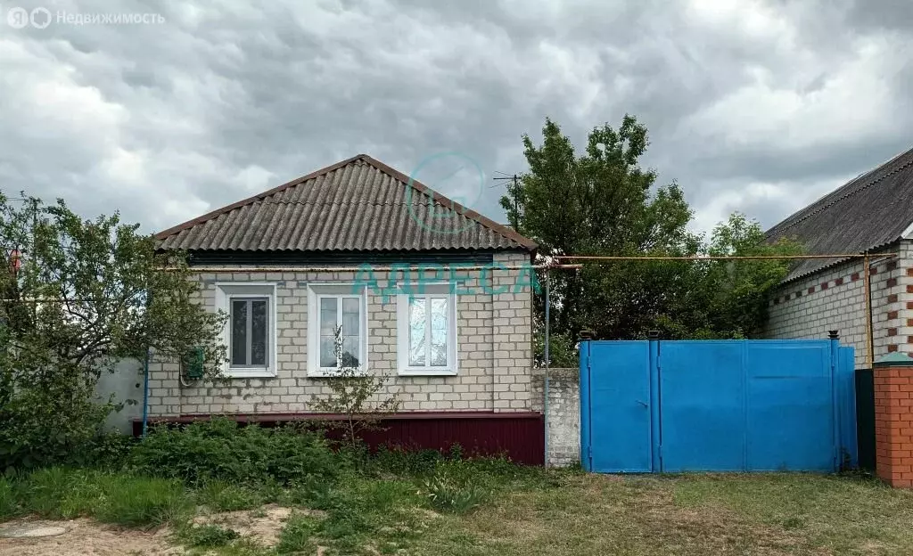 Дом в Чернянка, рабочий посёлок Чернянка, улица Ленина (85 м) - Фото 0