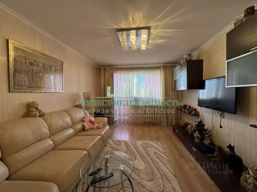 3-к кв. Брянская область, Брянск ул. Романа Брянского, 4 (66.0 м) - Фото 0