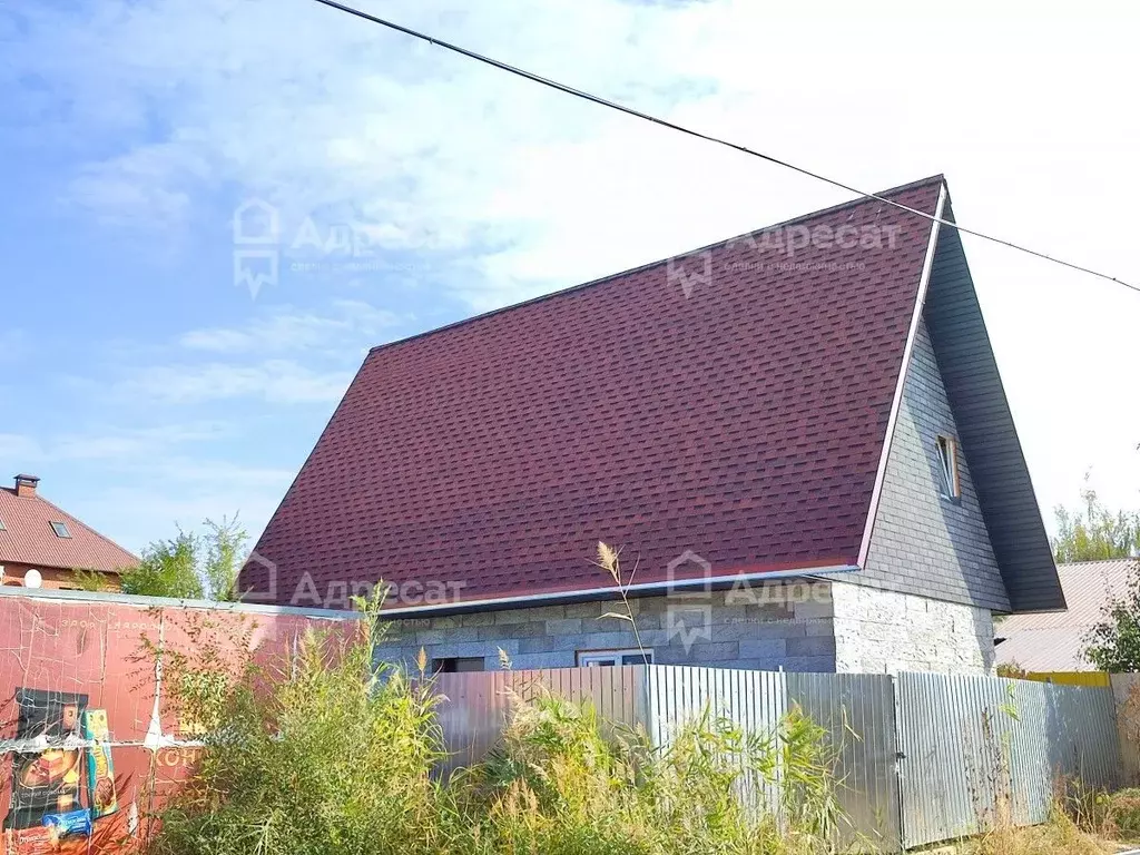 Дом в Волгоградская область, Волгоград Рахинская ул. (80 м) - Фото 0