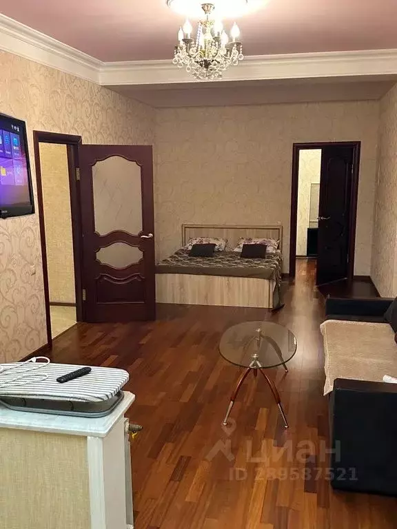 1-к кв. Дагестан, Каспийск ул. Ленина, 35 (70.0 м) - Фото 1