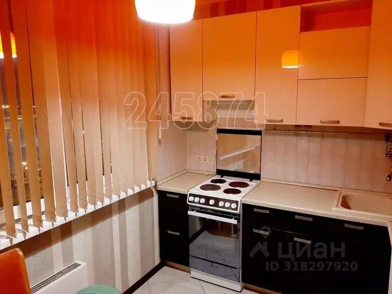 1-к кв. Москва ул. Адмирала Лазарева, 62 (38.0 м) - Фото 0