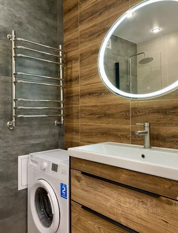 1-к кв. Волгоградская область, Волгоград ул. Расула Гамзатова, 7 (41.3 ... - Фото 1