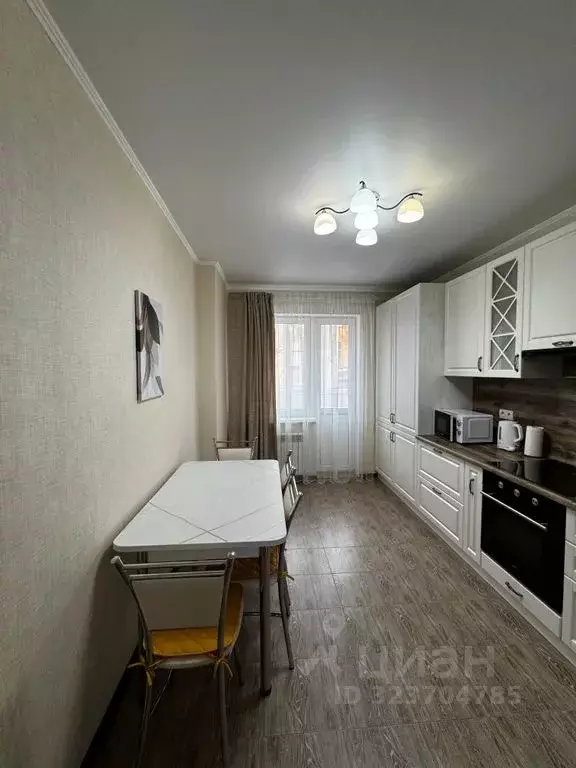 1-к кв. Астраханская область, Астрахань ул. Савушкина, 6Е (48.0 м) - Фото 2