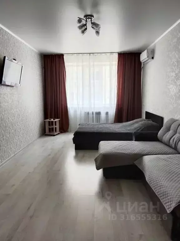 1-к кв. Ростовская область, Батайск ул. Шмидта, 5А (45.0 м) - Фото 1