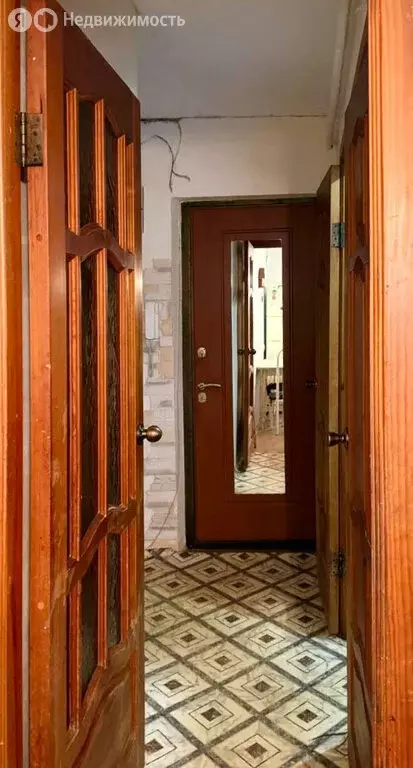 3-комнатная квартира: Уфа, улица Красина, 15 (60.4 м) - Фото 2