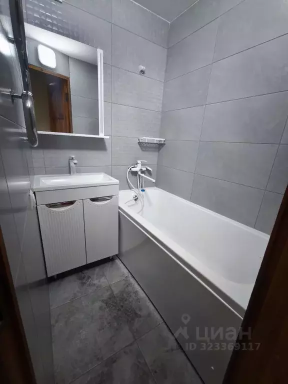 3-к кв. Севастополь просп. Октябрьской Революции, 49 (60.0 м) - Фото 1