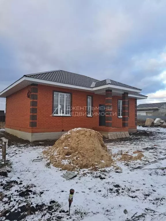 Дом в Пензенская область, Пензенский район, Богословский сельсовет, с. ... - Фото 2