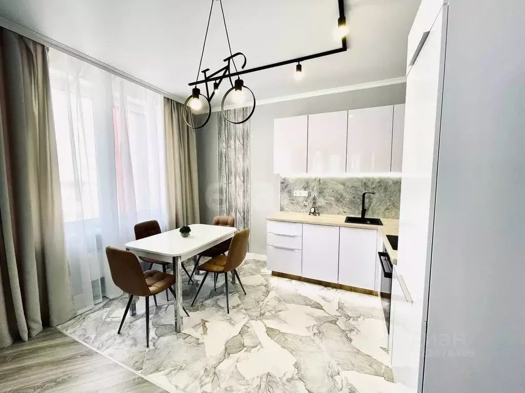 1-к кв. Татарстан, Казань ул. Родины, 26А (40.0 м) - Фото 2