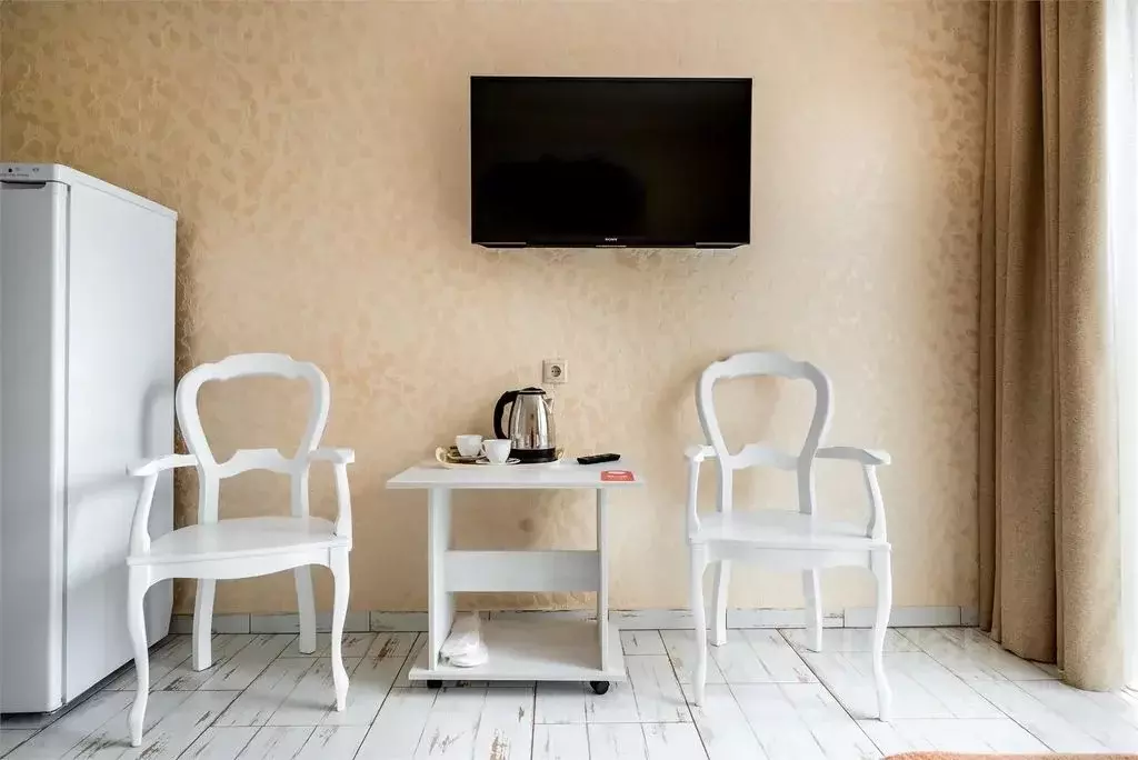 Комната Краснодарский край, Сочи Красная Поляна пгт, ул. Мичурина, 10 - Фото 2